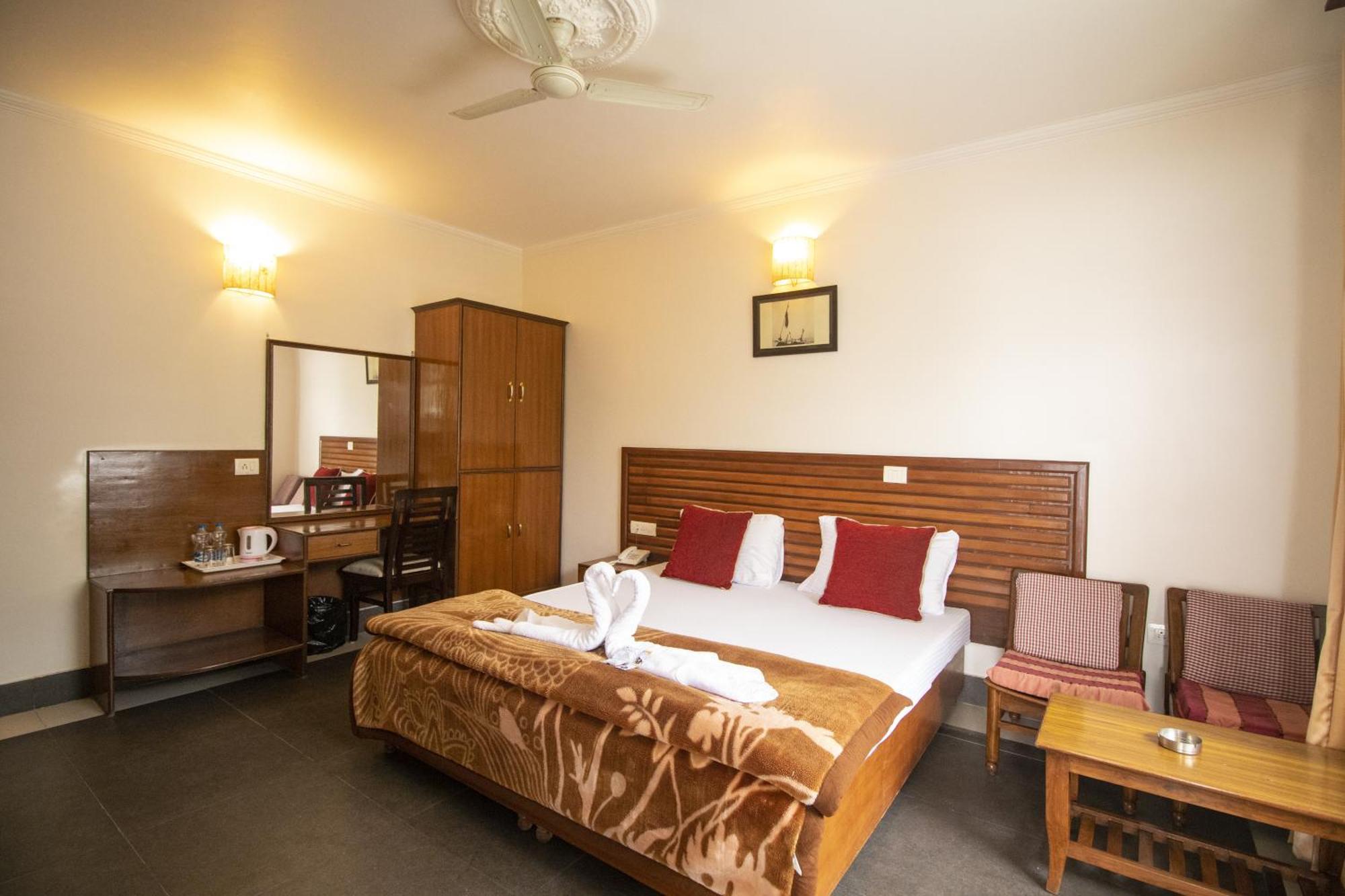 Wow Stayz2 Hotel The Lodge Дармсала Екстер'єр фото