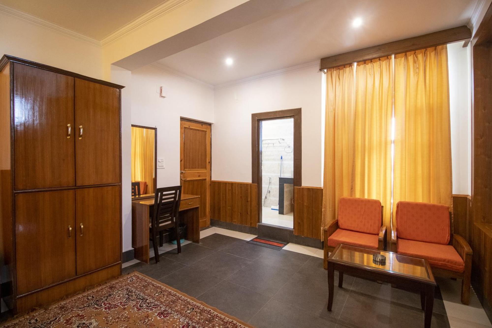 Wow Stayz2 Hotel The Lodge Дармсала Екстер'єр фото