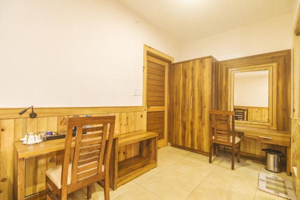 Wow Stayz2 Hotel The Lodge Дармсала Екстер'єр фото