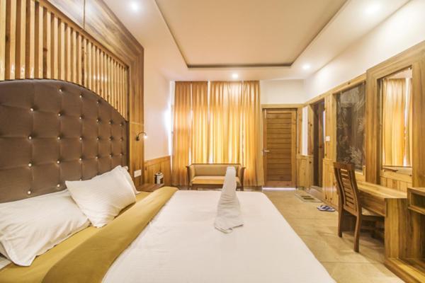 Wow Stayz2 Hotel The Lodge Дармсала Екстер'єр фото