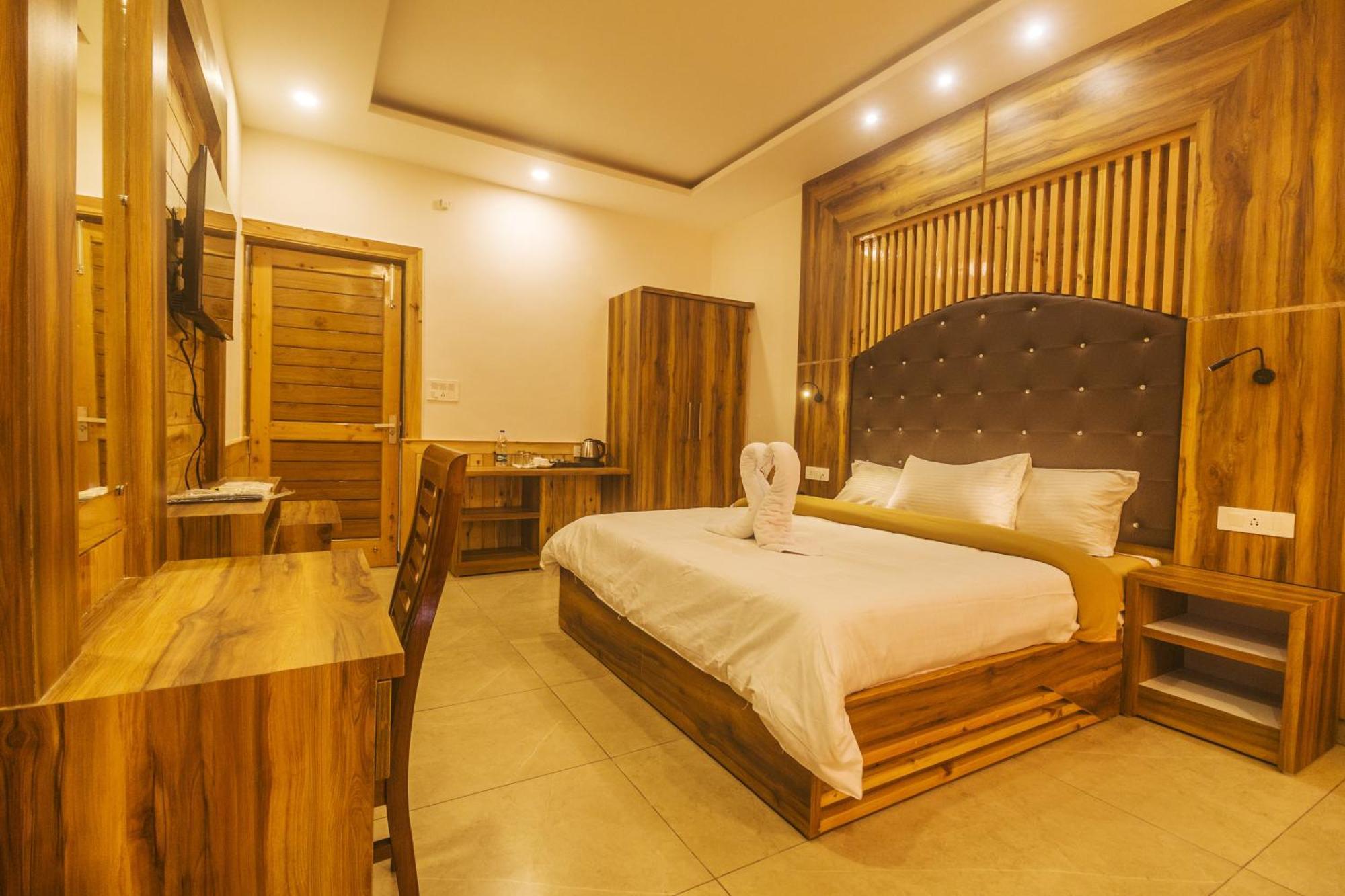 Wow Stayz2 Hotel The Lodge Дармсала Екстер'єр фото