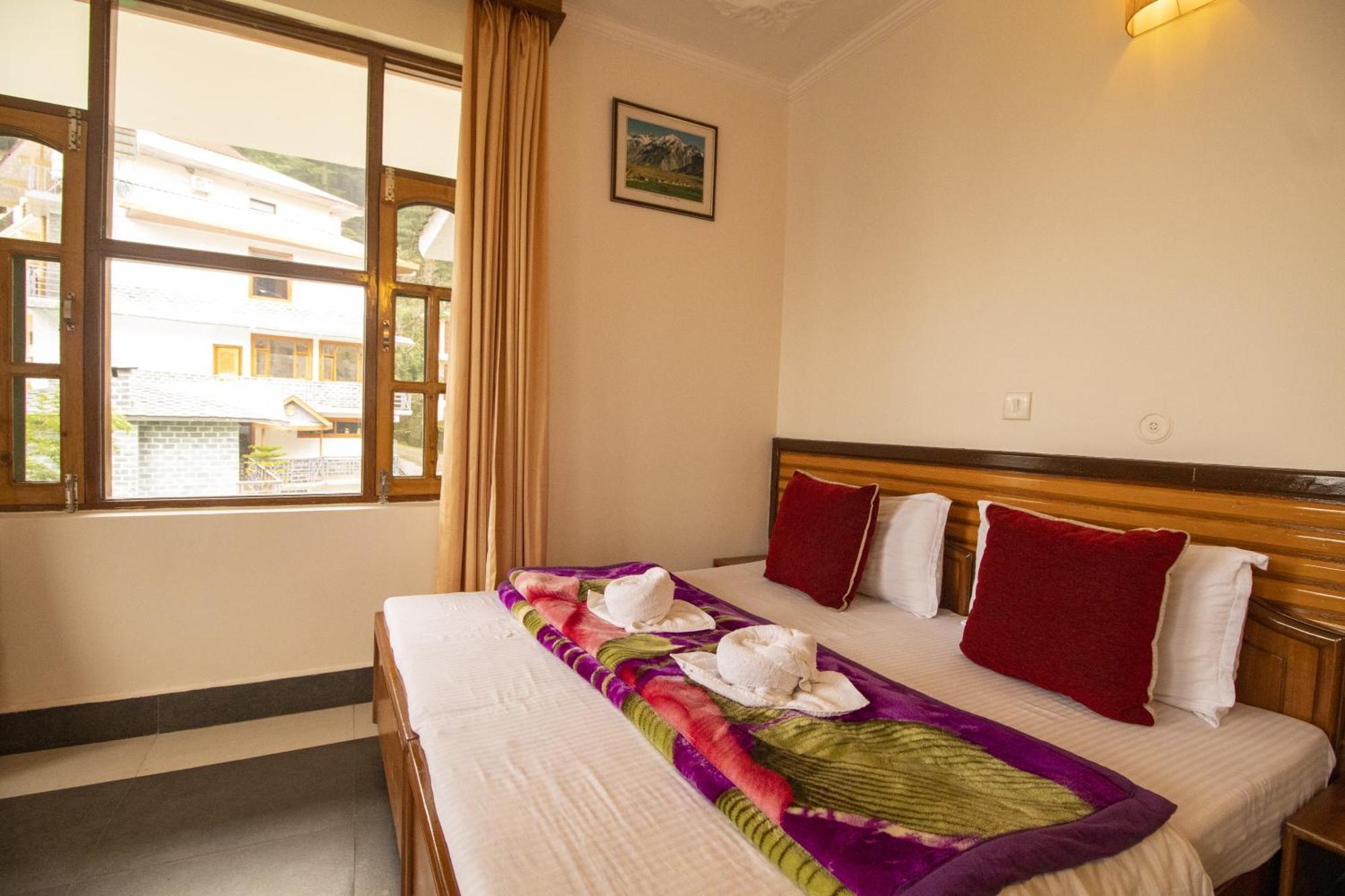 Wow Stayz2 Hotel The Lodge Дармсала Екстер'єр фото
