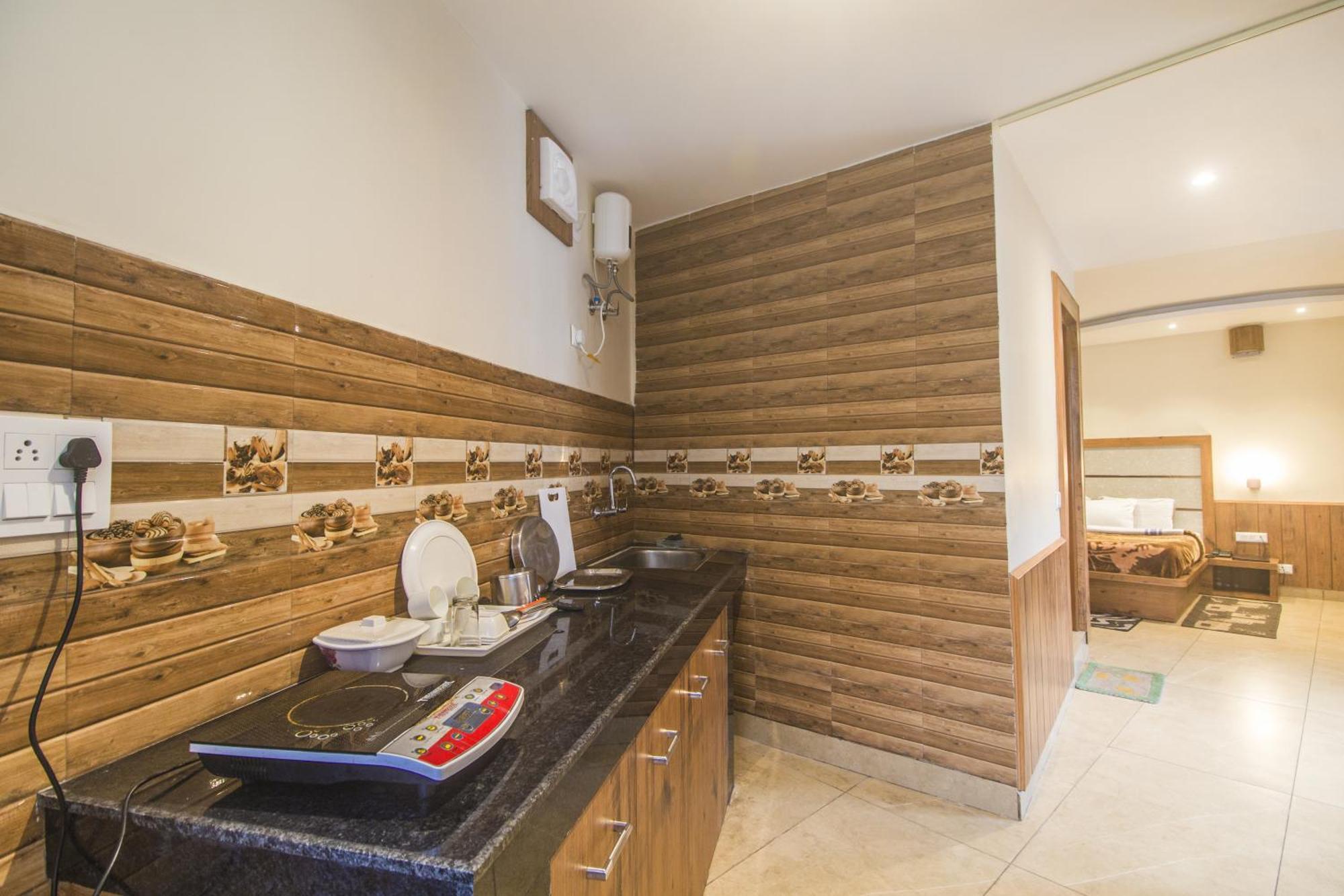 Wow Stayz2 Hotel The Lodge Дармсала Екстер'єр фото
